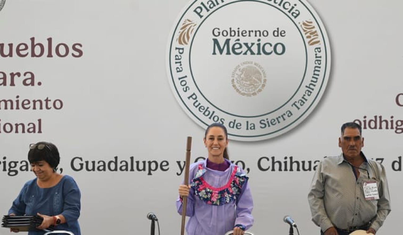 ¡SHEINBAUM VISITA LA SIERRA TARAHUMARA Y RESTITUYE TIERRAS!