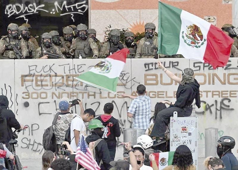 ¡CRECEN PROTESTAS Y PERSECUSIÓN EN EU!