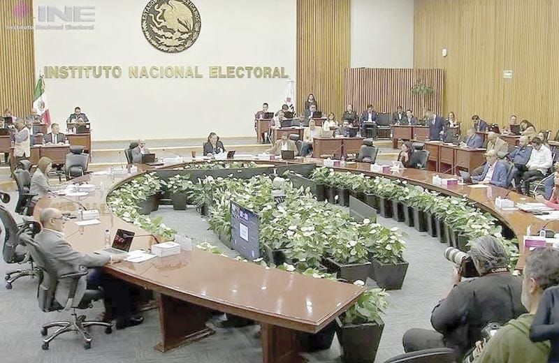 ¡PERFILAN EN EL INE MULTA A MORENA POR $21.6 MILLONES!