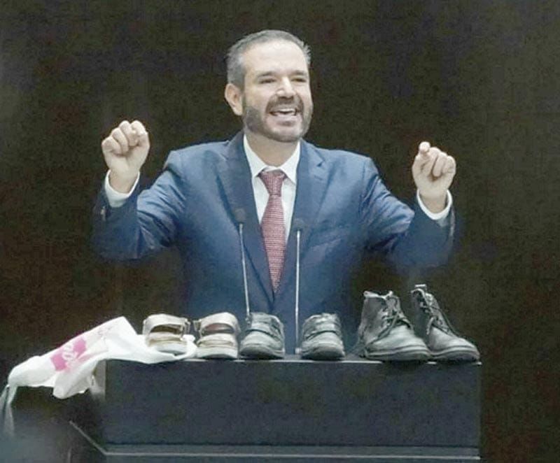 ¡MORENA, PAN Y MC AVALAN REFORMA A LEY DE SEGURIDAD! - ELIMINAN PLATAFORMA DE USUARIOS DE TELEFONÍA..