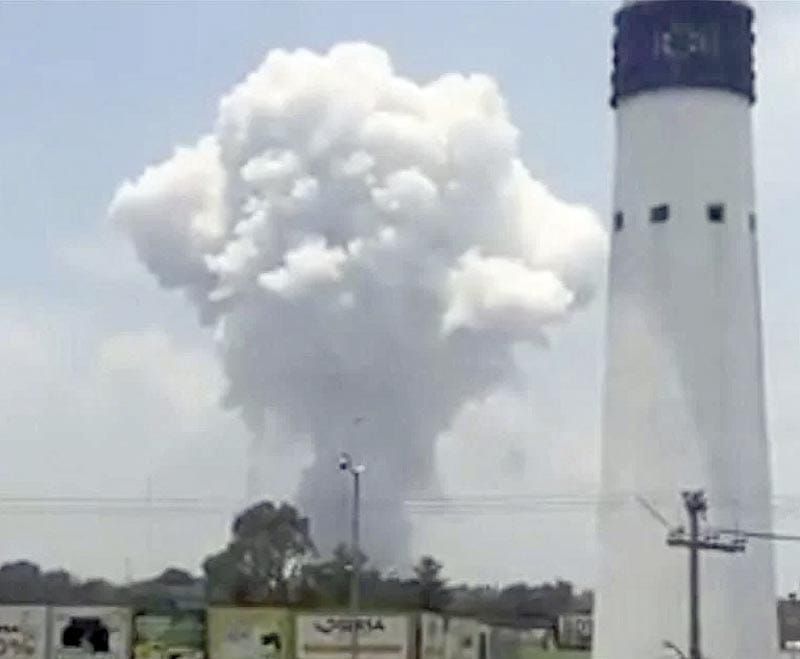 ¡EXPLOSIÓN DE POLVORÍN EN TULTEPEC!
