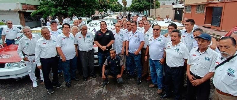 ¡PLANTÓN DE TAXISTAS! - CONTRA UBER, DIDI E IN DRIVER