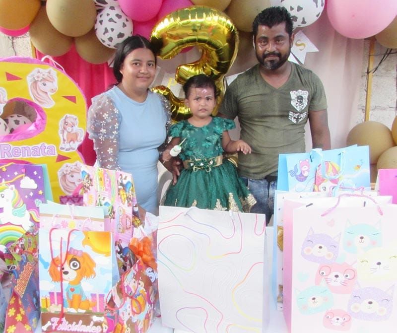 RENATA CUMPLE  3!