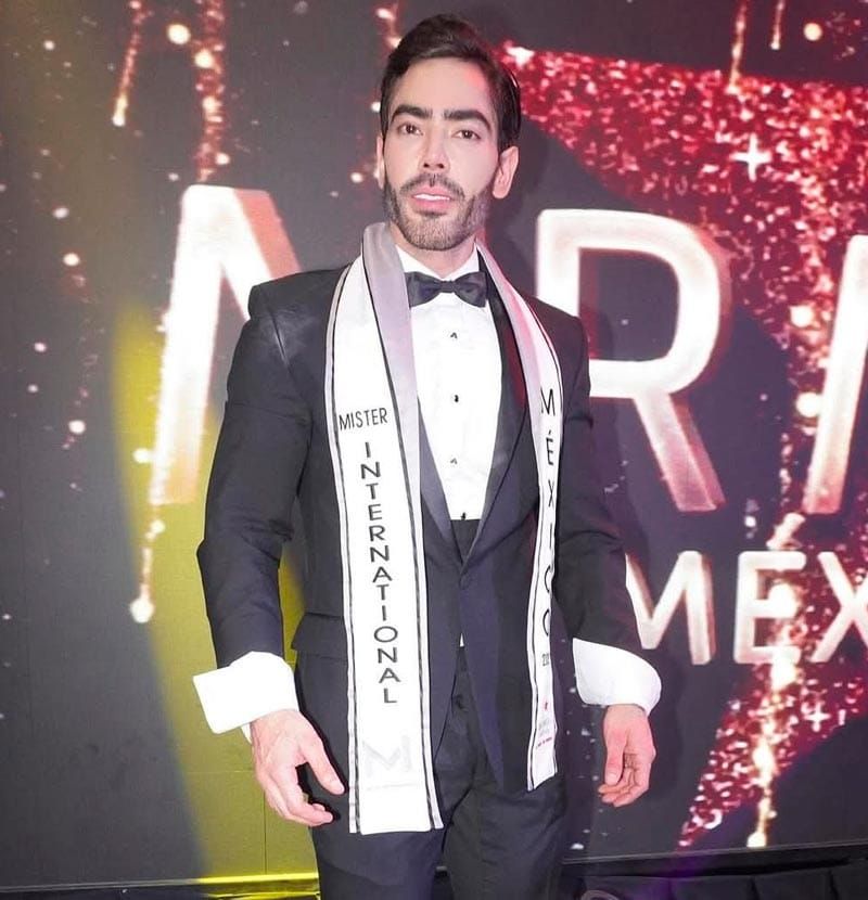 ¡TONGO EN EL MR MODEL!