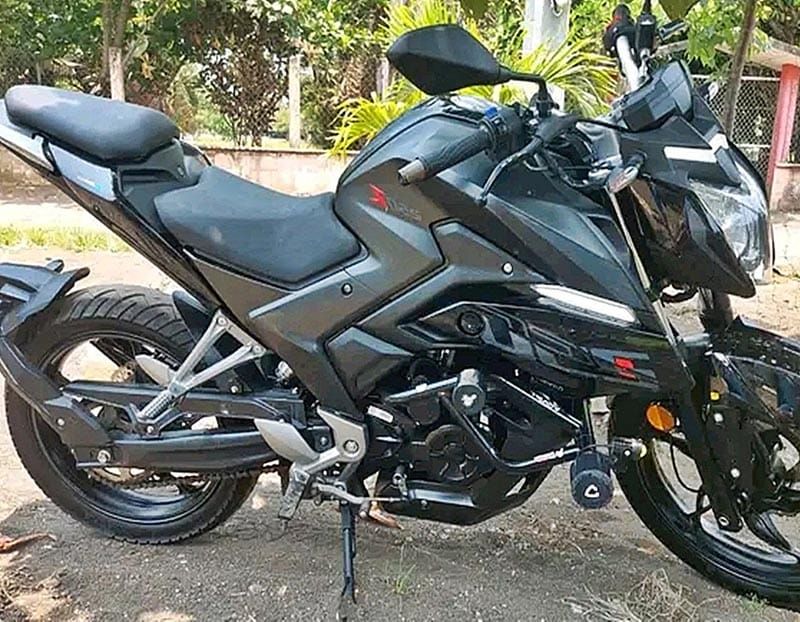 ¡SE ROBAN MOTO DEPORTIVA EN LA ROSA BORUNDA!