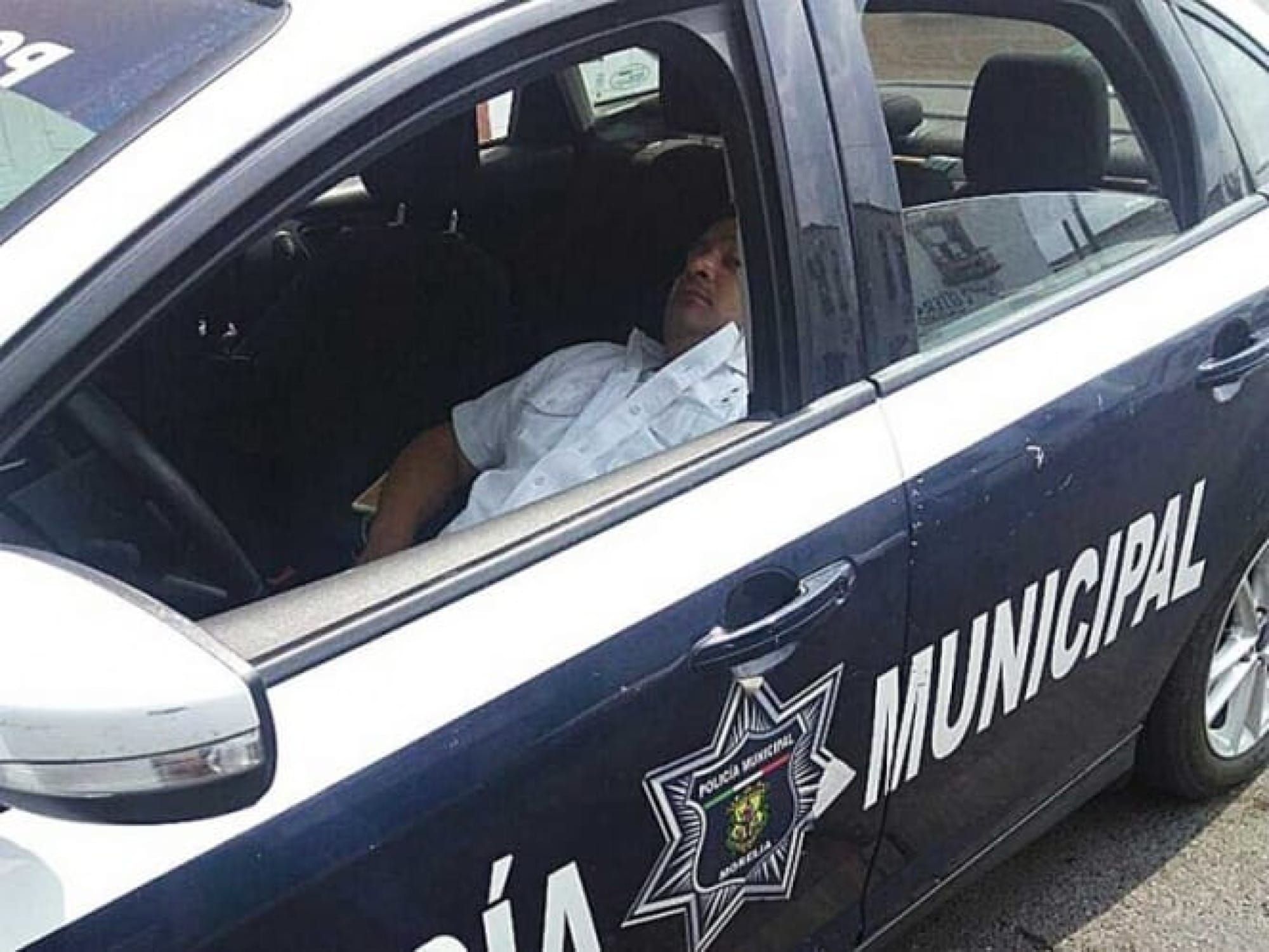 ¡ROBAN CAMIONETÓN DURANTE UN ASALTO EN EL FRACCIONAMIENTO XANA!