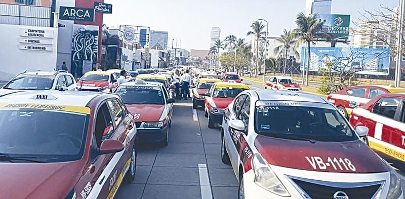 ¡ULTIMÁTUM! - A TAXISTAS