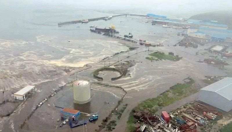 ¡SHEINBAUM DESCARTA DAÑOS EN MÉXICO! - TRAS ALERTA DE TSUNAMI