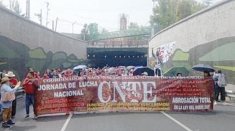 ¡DEMANDA LA CNTE DEVOLUCIÓN DE $20 MILLONES DE PESOS!