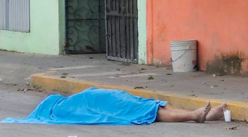 ¡PIERDE LA VIDA CUANDO TOMABA UNAS CAGUAMAS!