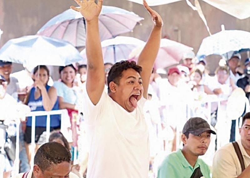 ¡Y COMENZARON! - DE SANTA ANA