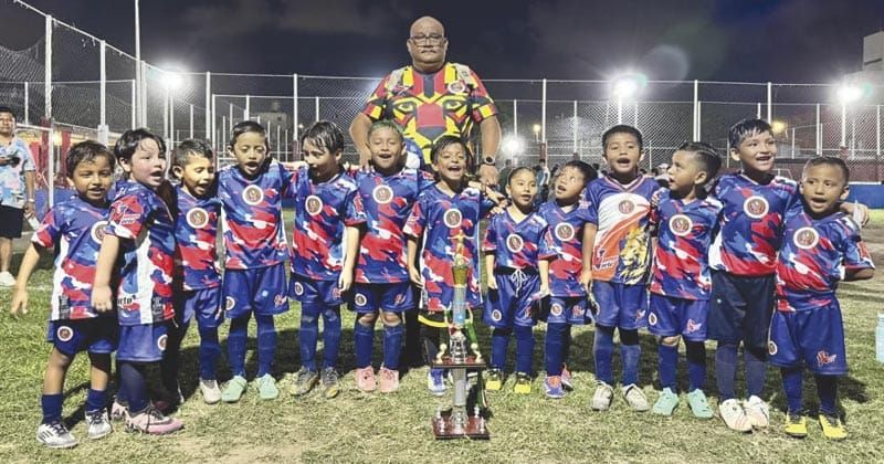 ¡LEONES NORTE, XANA, CEFOR Y RAYADOS, CAMPEONES!