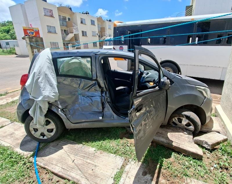 ¡TRANCAZO EN LOMAS DE RÍO MEDIO 4!