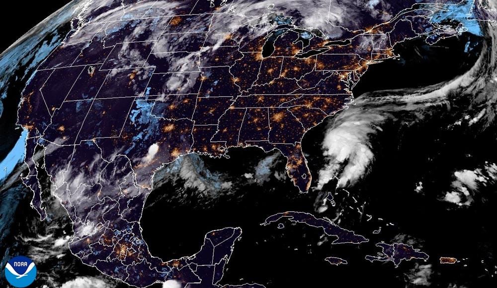 ¡BREVE TREGUA ATMOSFÉRICA DE UN PAR DE DÍAS! - *DOS DEPRESIONES TROPICALES ACECHAN AMBOS OCÉANOS