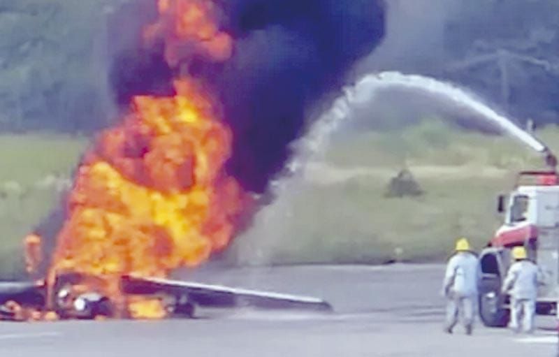 ¡AERONAVE SE ACCIDENTA DURANTE ATERRIZAJE EN AEROPUERTO DE CUERNAVACA!