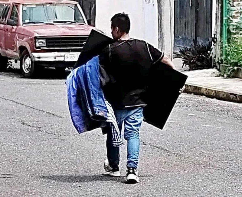 “JAULAZO” A RESIDENCIA EN UN FRACCIONAMIENTO EN CÓRDOBA -  ¡SE ROBÓ UN PANTALLÓN!