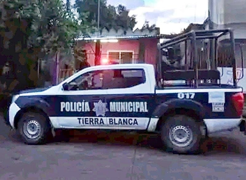 ¡SE SUICIDA TAQUERO EN TIERRA BLANCA!