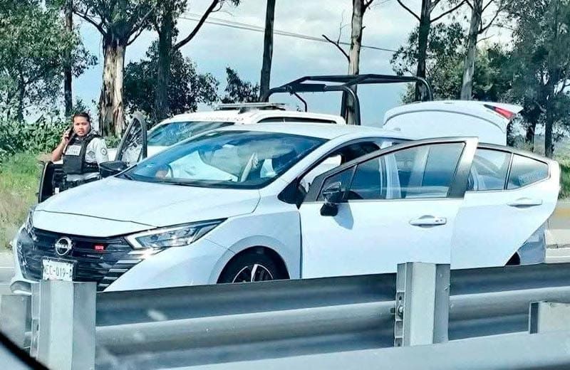 ¡DOS MUERTOS Y UN HERIDO EN VIOLENTO ASALTO EN LA AUTOPISTA ORIZABA-PUEBLA!