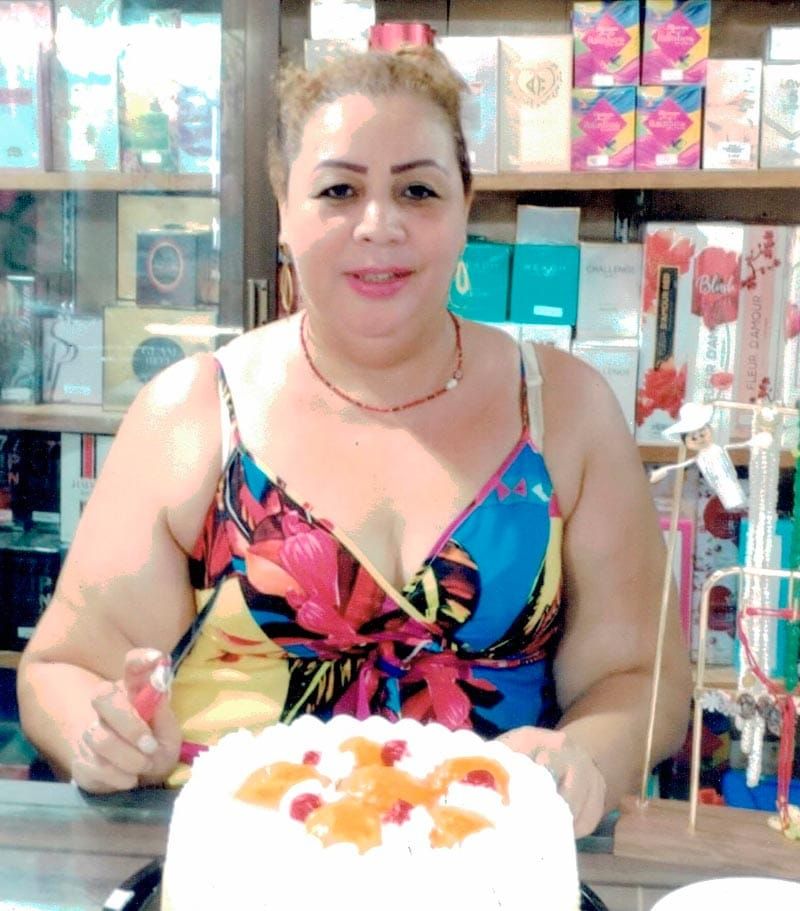 Ana Belkis Pineda fue felicitada en su cumpleaños...