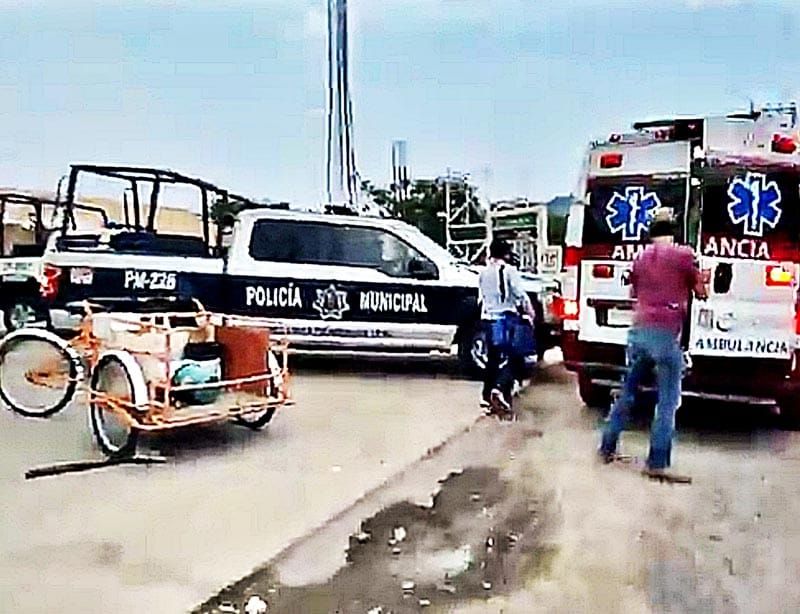 ¡ACUCHILLAN A VENDEDOR PARA ROBARLE SU TRICICLO!