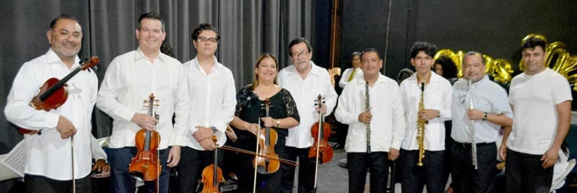 TEATRO LLENO EN CONCIERTO DE JULIO