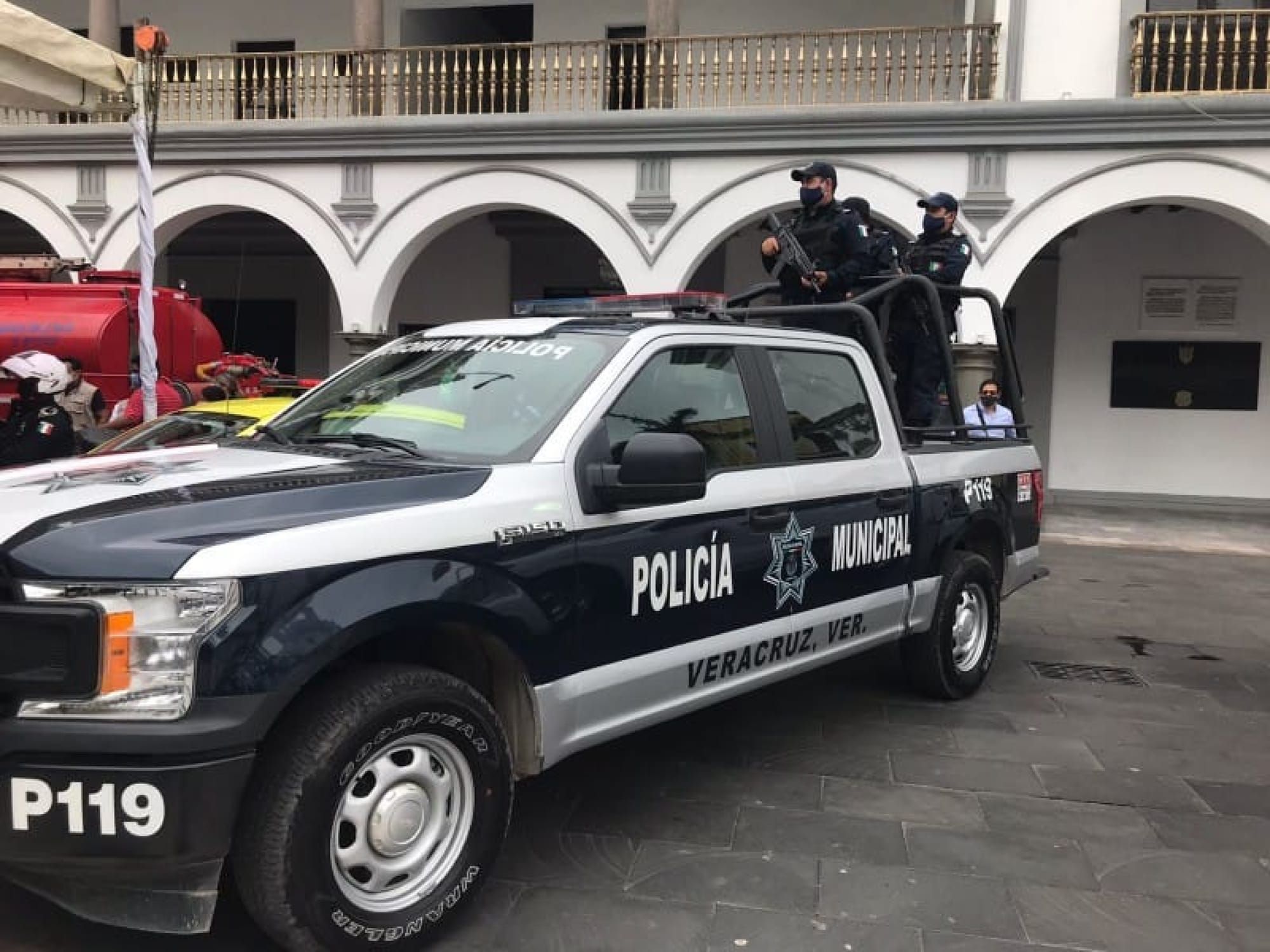 ¡“NINJAS” DE DOS CAMINOS LESIONARON A MACHETAZOS A MIGUEL!