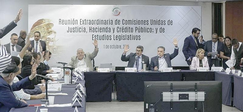 ¡REFORMA “FRENARÁ INVERSIÓN Y EMPLEO”! - ARREMETEN EMPRESARIOS