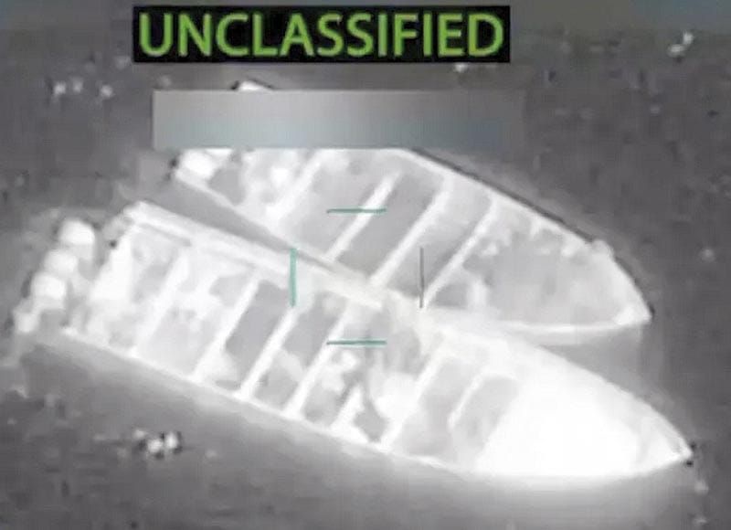 ¡EU ATACA 4 LANCHAS EN EL PACÍFICO; HAY 14 MUERTOS! - Y MÉXICO BUSCA UN SOBREVIVIENTE