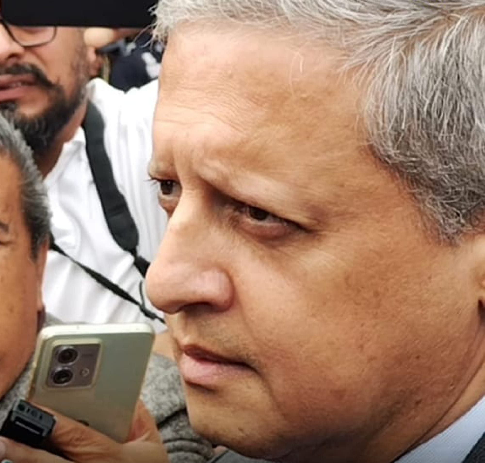 ¡ROBAN 20 TONELADAS DE CARNE EN LA GASOLINERA FERCHE EN SAN JULIÁN!