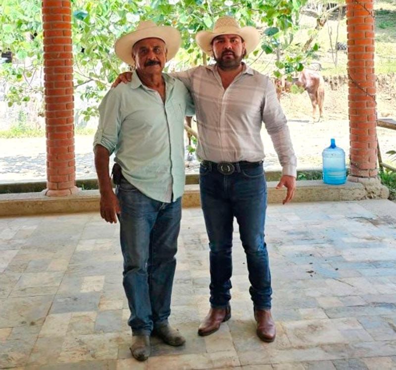 ¡EJECUTAN A LAURO BECERRA! - PAPÁ DEL ALCALDE ELECTO DE COXQUIHUI