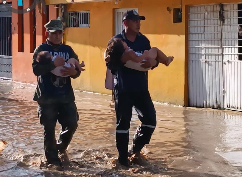 ¡OPERATIVO MARINA! - *Auxilia a más de 2 mil personas en Poza Rica y refuerza apoyo en Álamo