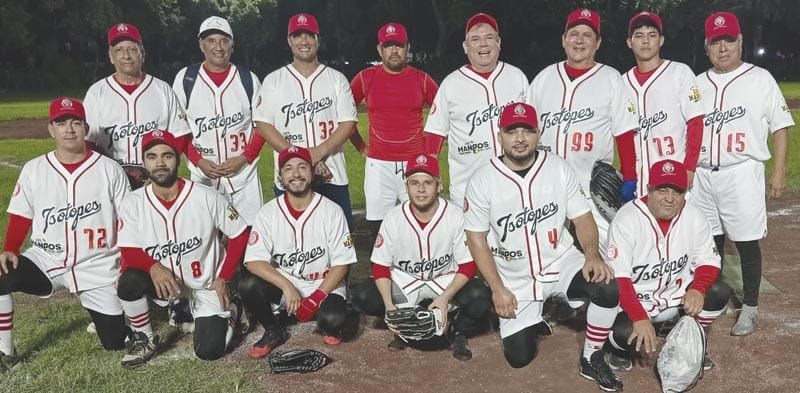 ¡MÉDICA MEDELLIN LIGA TRES TRIUNFOS EN EL SOFTBOL!