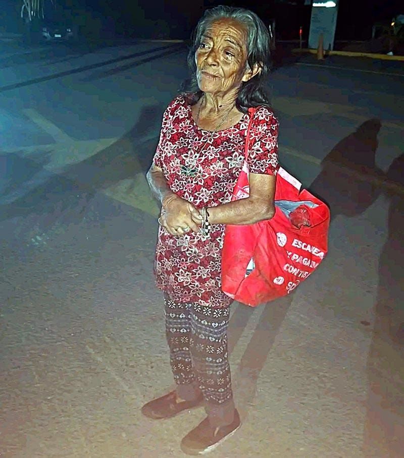 ¡SE PIERDE ABUELITA EN LA COLONIA CHALCHIHUECAN!