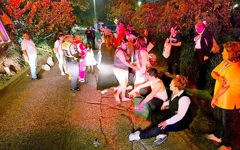 ¡MANEJABA COMO LOCO Y CHOCÓ CONTRA UN ÁRBOL!