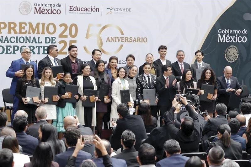 ¡ENTREGA SHEINBAUM PREMIO NACIONAL DE DEPORTES 2025!