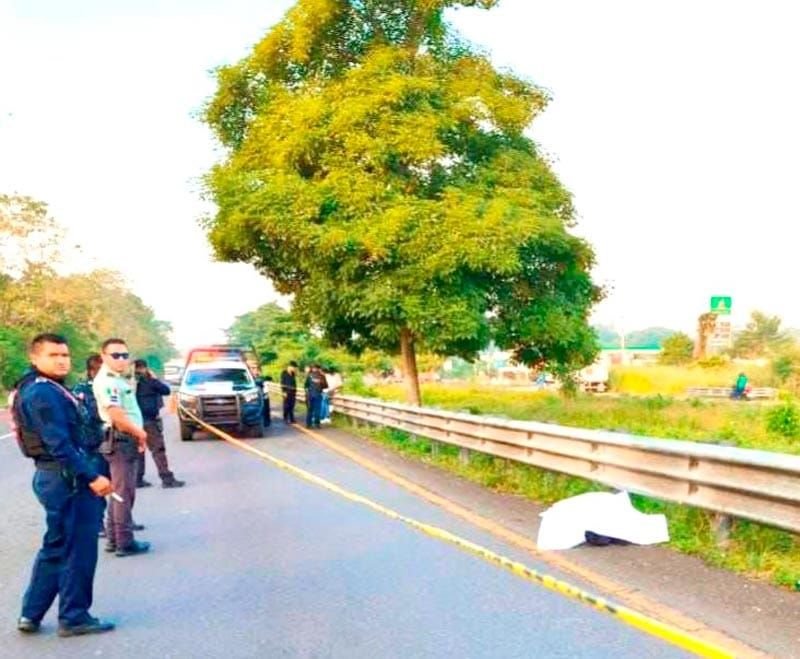 ¡MUERE UNIVERSITARIO ARROLLADO POR TRÁILER!