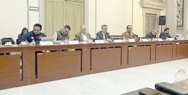 ¡PIDEN LÍDERES DE CAMPESINOS LIBERAR BLOQUEOS EN CARRETERAS!