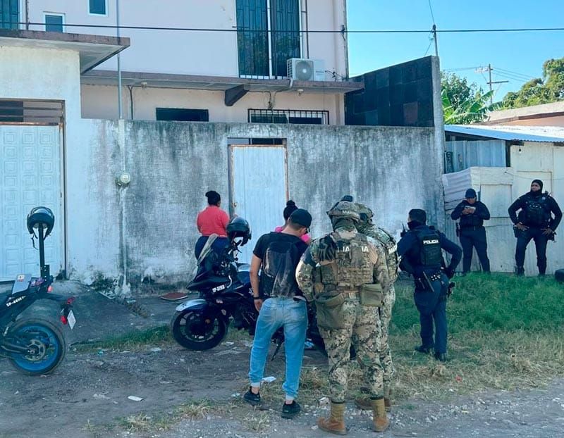 ¡REPORTAN PRESUNTO ABANDONO DE MENORES EN UNA VIVIENDA!
