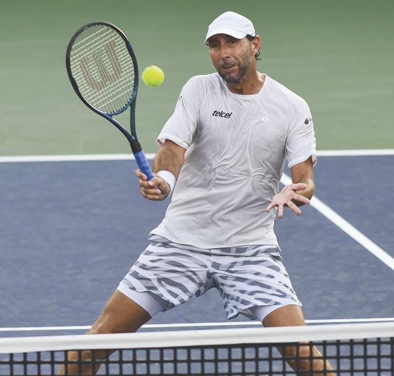 ¡SANTIAGO GONZÁLEZ ENTRA EN ACCIÓN EN GRECIA!