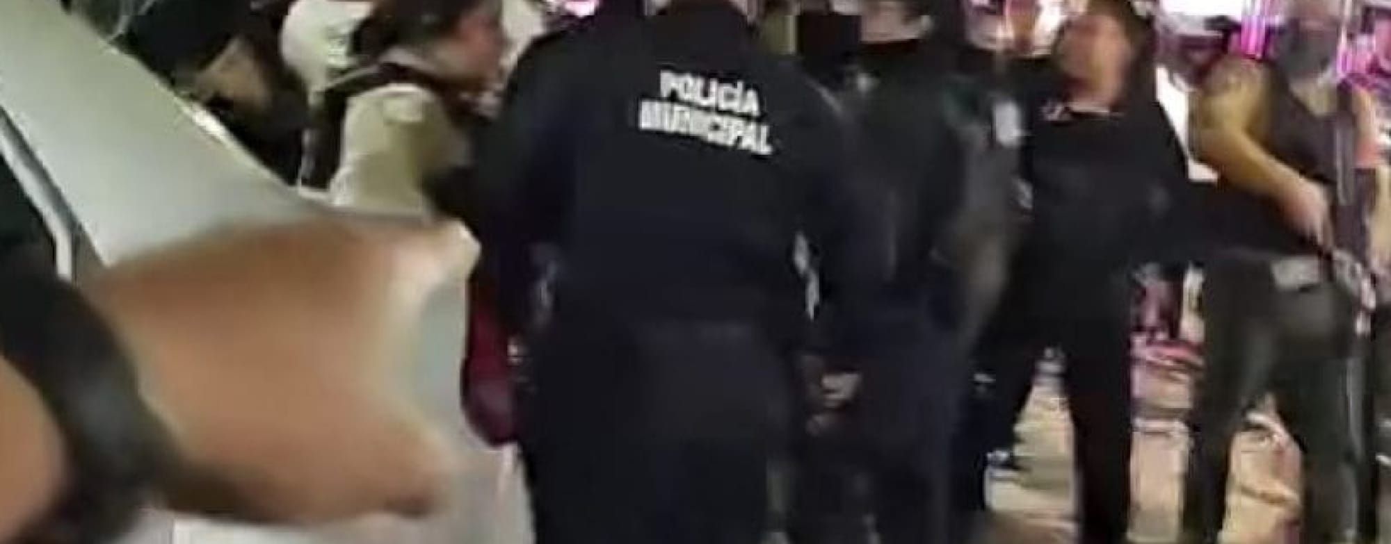 ¡ROBAN TRES MOTOS ACUÁTICAS EN EL TEJAR!