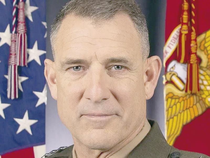 ¡ELIGE TRUMP NUEVO JEFE DE COMANDO SUR PARA AL!