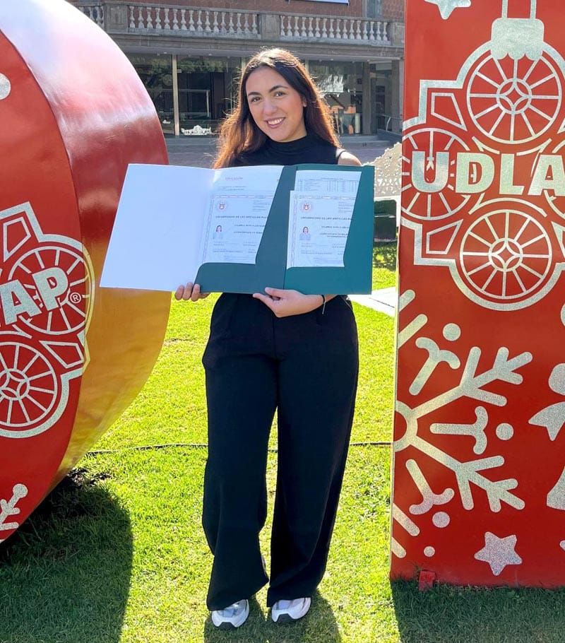 MUY FELICITADA ESTUVO VALERIA WINCKLER HUBER