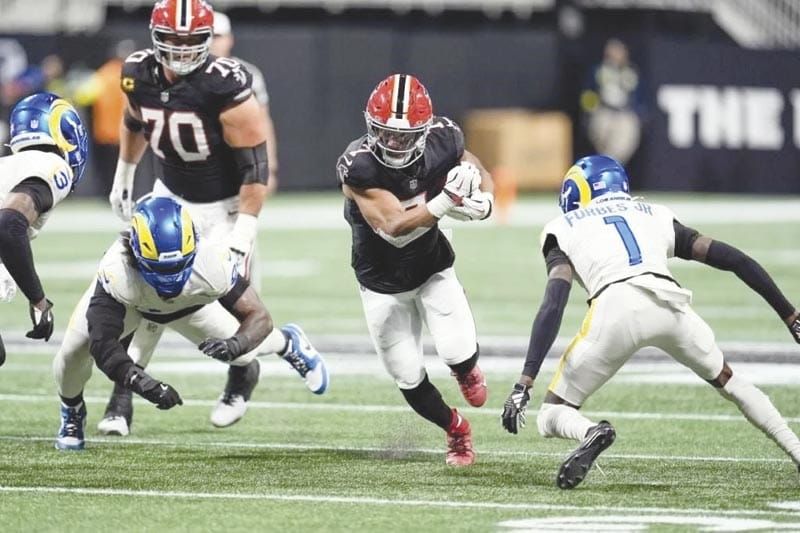 ¡FALCONS DAN LA SORPRESA Y DERROTAN A RAMS, 27-24!