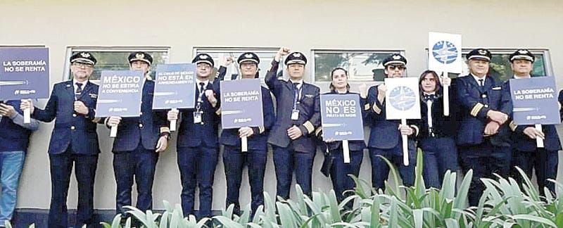 ¡PROTESTAN CONTRA CONTRATACIÓN DE PILOTOS EXTRANJEROS!