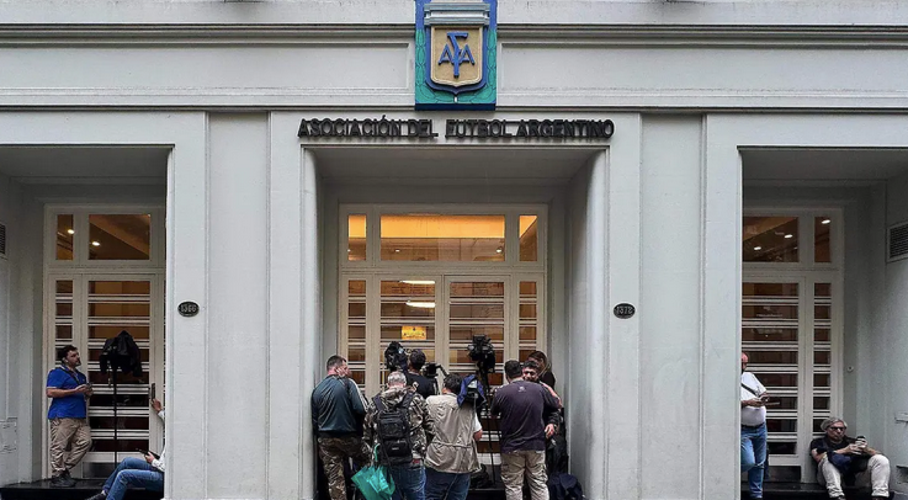 ¡JUSTICIA ARGENTINA ORDENA NUEVOS ALLANAMIENTOS EN AFA POR PRESUNTO LAVADO DE DINERO DE 560 MDD!