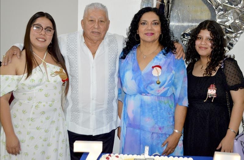 JUAN CELEBRA SU CUMPLEAÑOS 75