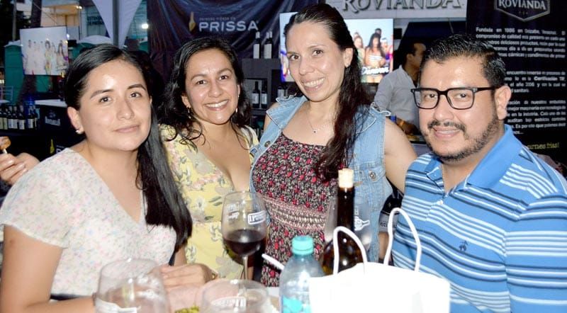 REALIZAN FESTIVAL DEL VINO