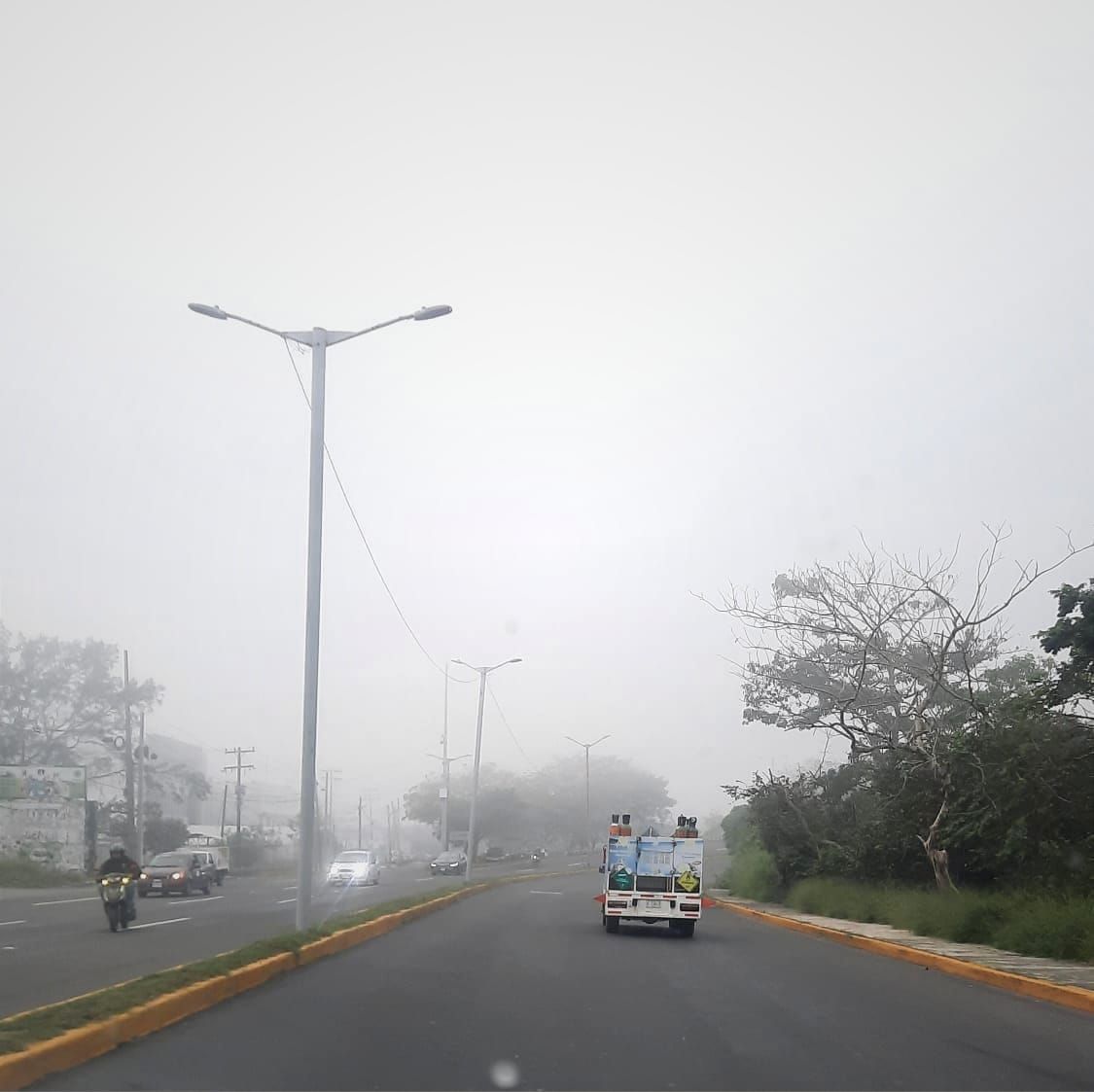¡VERACRUZ AMANECE ENTRE NEBLINA; MAÑANA ENTRA FRENTE FRÍO CON NORTE!