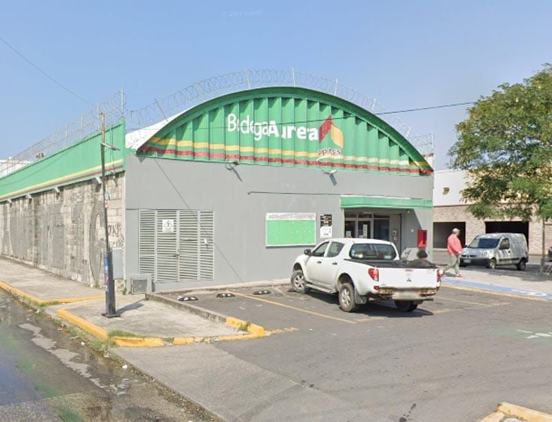 ¡ATRACAN BODEGA AURRERA EXPRESS EN LA POCITOS Y RIVERA!