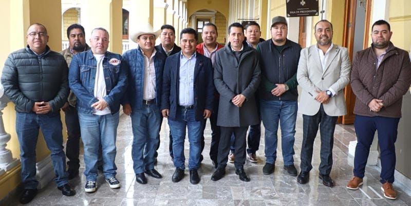 ¡SE FORMA UN FRENTE!